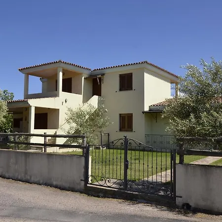 Le Al Centro San Teodoro (Sardinia)